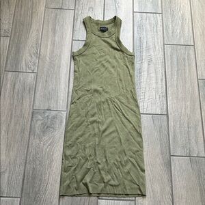 WSLY Sage Green Ribbed Midi Dress